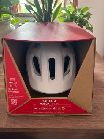 Used Specialized Tactic 4 Helmet 2024 bike