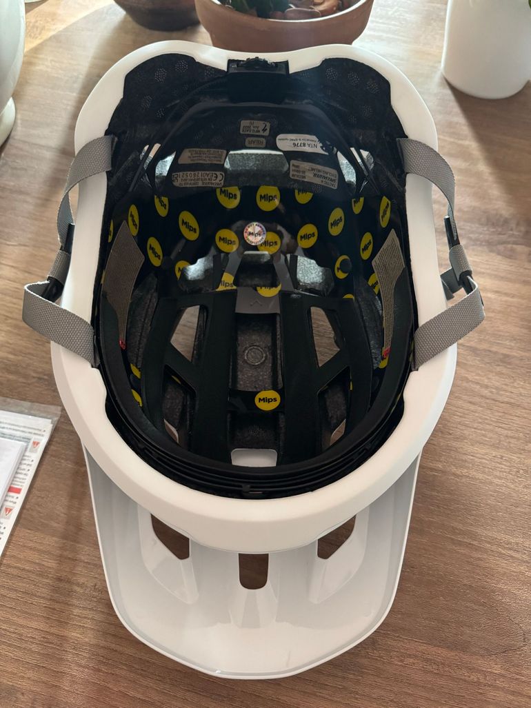 Used Specialized Tactic 4 Helmet 2024 bike — image 7 of 7