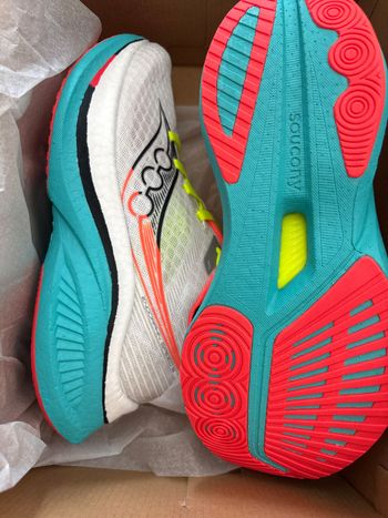 Used Saucony endorphin speed 5 2026 bike — image 2 of 6