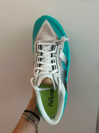 Tweedehands New Balance FuelCell Rebel V4 bike — afbeelding 2 van 11