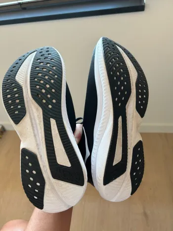 Hoka Mach 6 bike d'occasion — image 2 sur 6