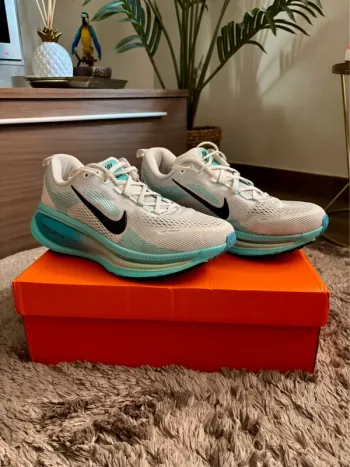 Gebrauchtes Nike Vomero 18 bike