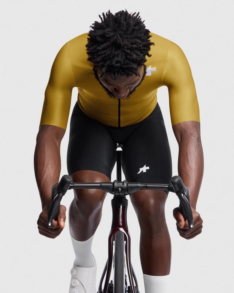 Używany Assos short sleeve jersey bike — zdjęcie 9 z 9