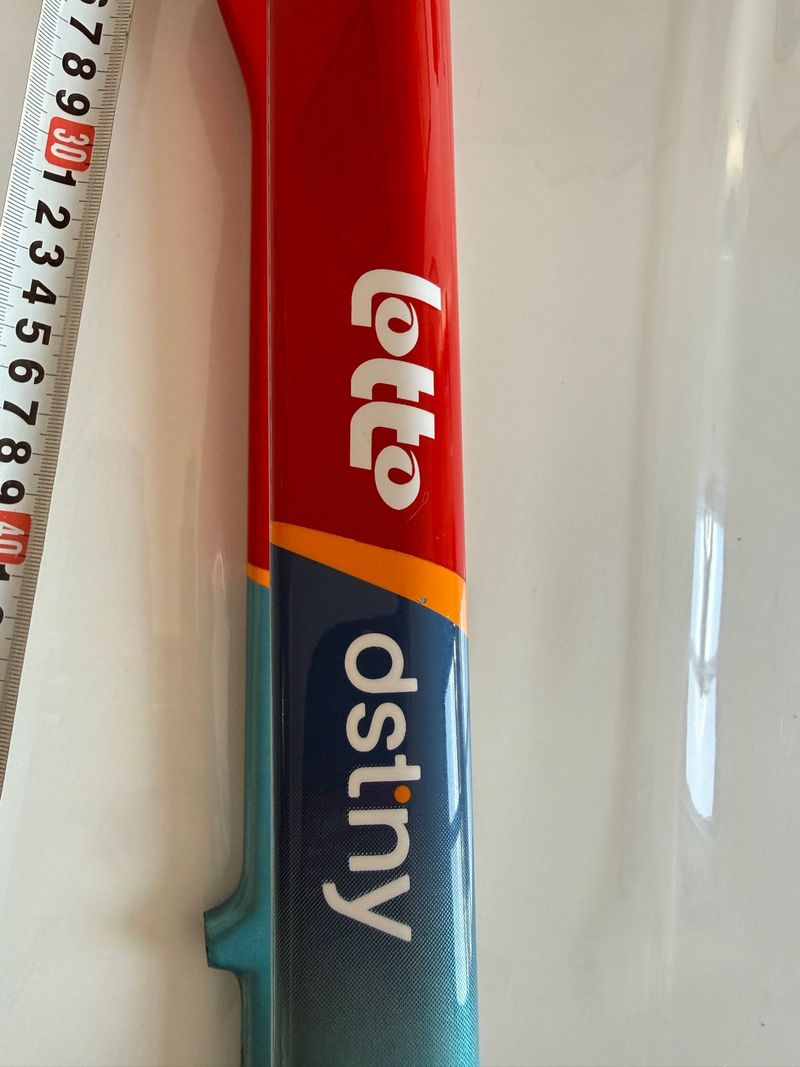 Used Orbea Orca OMX Replica Fork 2024 bike — image 5 of 11