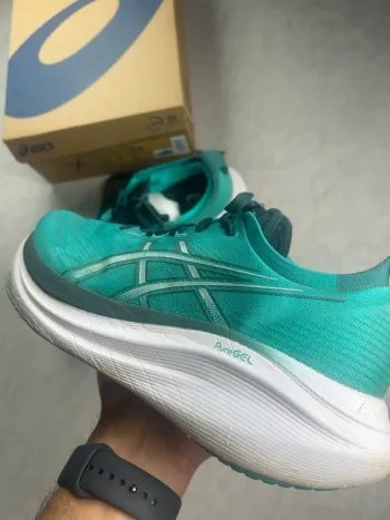 Used Asics Gel Nimbus 27 bike — image 2 of 5
