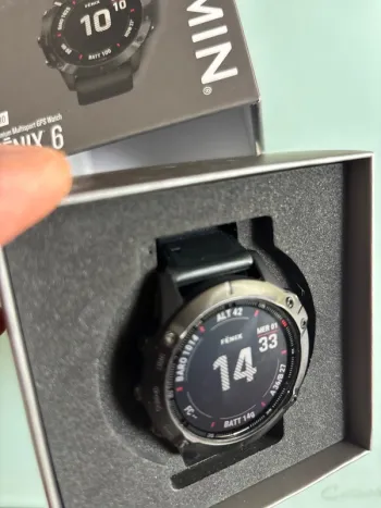 Used Garmin Fenix 6 Pro bike — image 4 of 5