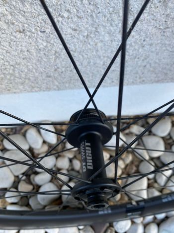 Used Dt Swiss ARC 1600 DiCut Wheelset SRAM XDR 2022 bike — image 3 of 6