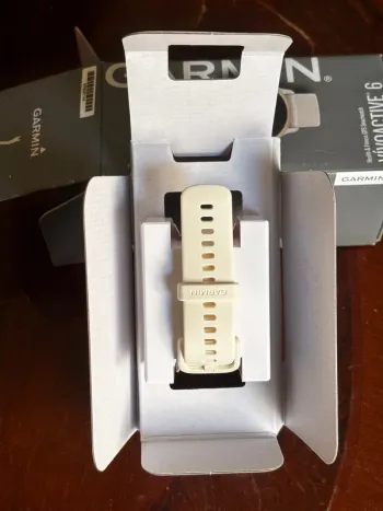 Used Garmin Vivoactive 6 bike — image 4 of 4