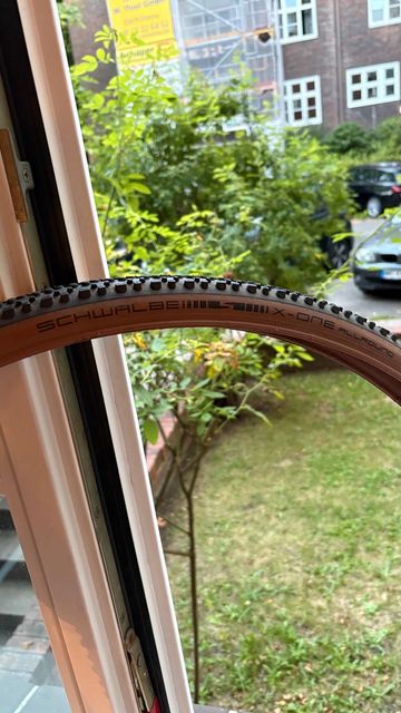 Tweedehands Schwalbe X-One Allround 2022 bike — afbeelding 2 van 3