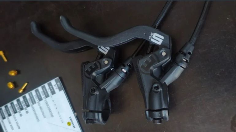 Magura MT5 4 Pistons Disc Brakes bike d'occasion — image 10 sur 10