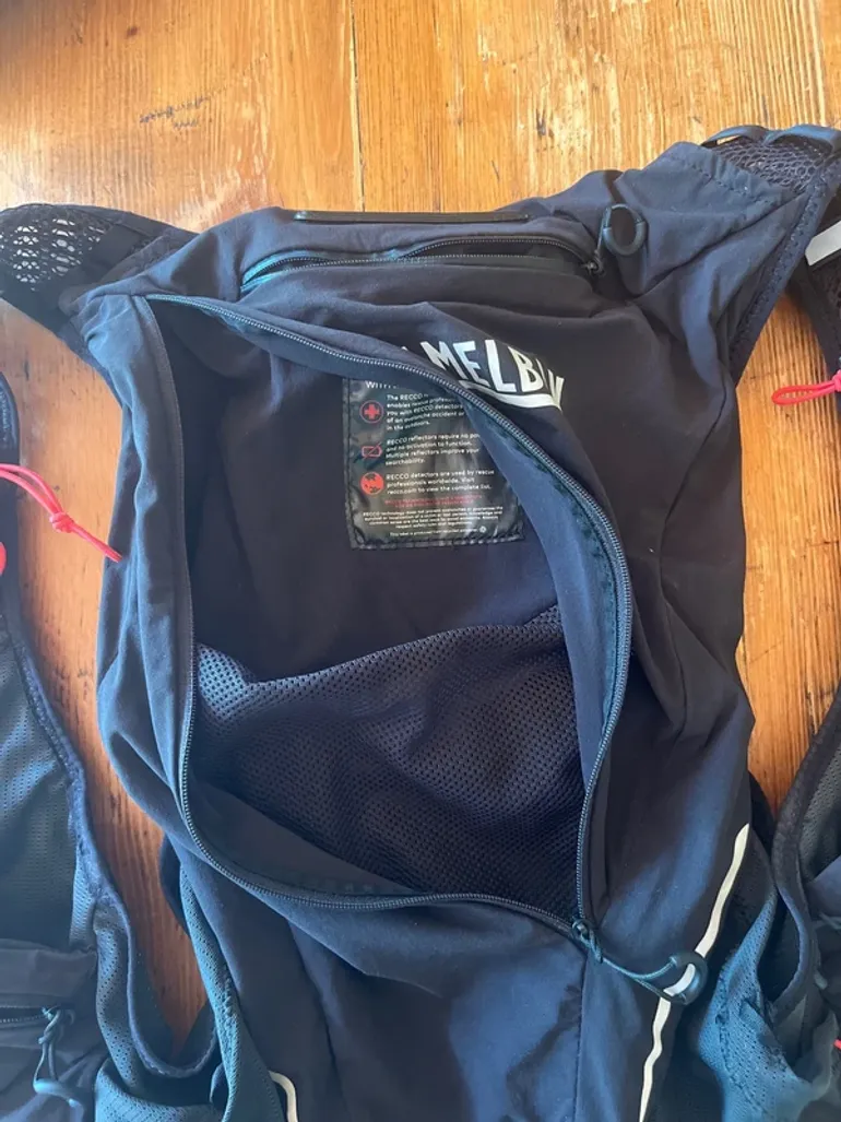 Used Camelbak Apex Pro bike — image 2 of 5