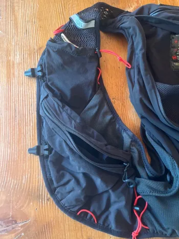 Used Camelbak Apex Pro bike — image 4 of 5