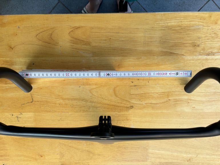 Used Trek Emonda SLR 9 Integrated Bar/Stem 2022 bike — image 6 of 9