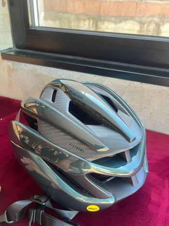 Brugt MET Trenta 3K Carbon MIPS Helmet bike — billede 3 af 6