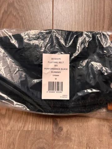 Asics Fujitrail belt 001 bike usato — immagine 2 di 4