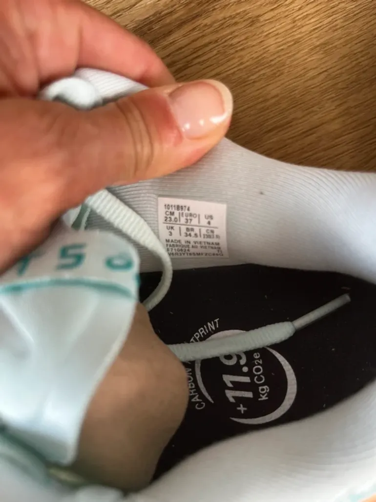 Used Asics Novablast 5 bike — image 5 of 5