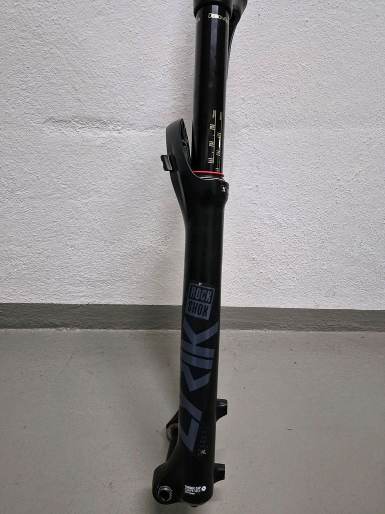 Used RockShox Lyrik Select bike — image 5 of 10