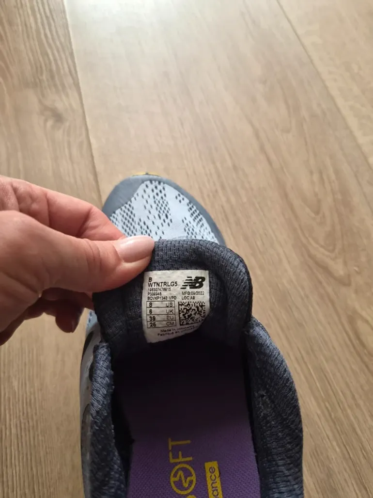 Used New Balance DynaSoft bike — image 4 of 5