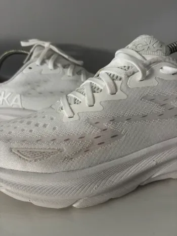 Gebrauchtes Hoka Clifton 9 bike — Bild 2 von 7
