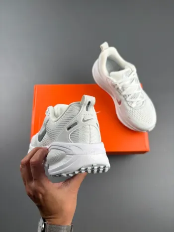 Używany Nike Vomero 18 bike — zdjęcie 4 z 6