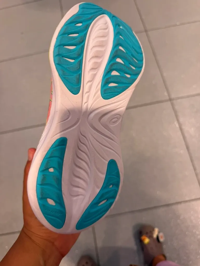 Used Asics Gel Stratus 4 bike — image 4 of 4