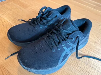 Used Asics Gel Kayano 29 bike — image 2 of 5