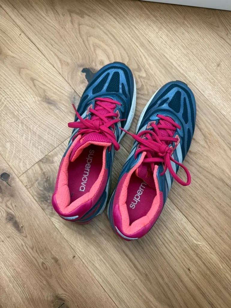 Tweedehands Adidas Sportschuhe Sneaker Damen Laufschuhe Größe 42 bike — afbeelding 2 van 7