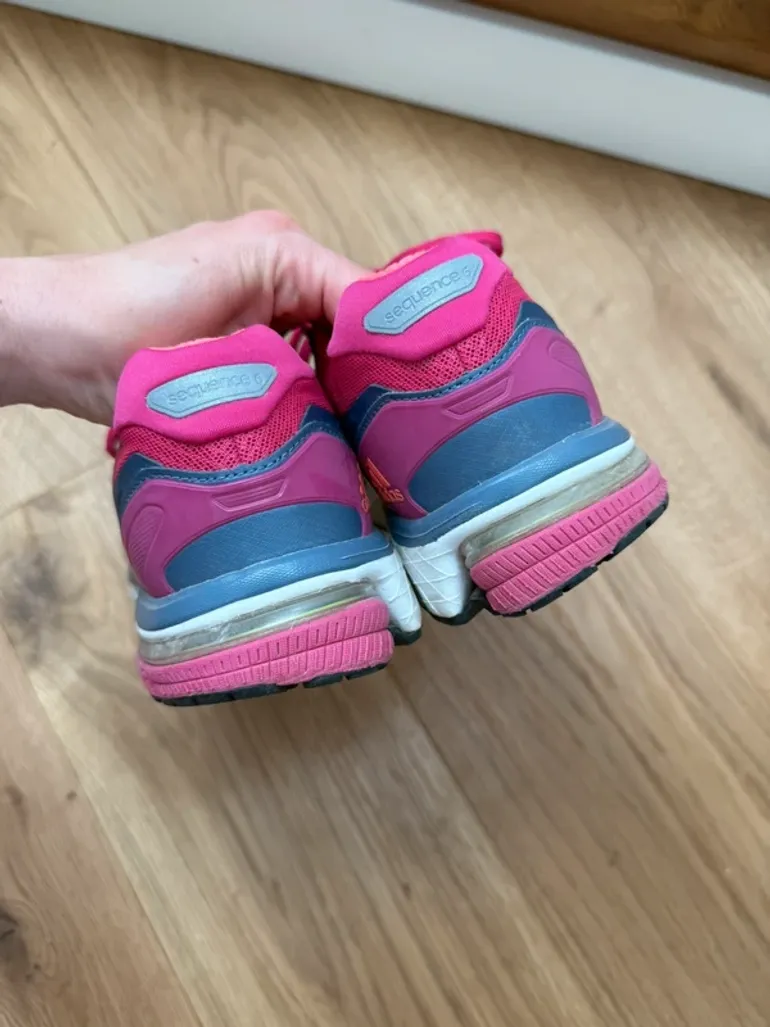 Tweedehands Adidas Sportschuhe Sneaker Damen Laufschuhe Größe 42 bike — afbeelding 6 van 7