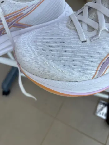 Used Asics Gel Nimbus 27 bike — image 3 of 5