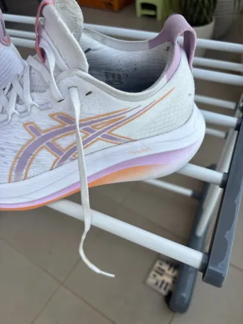 Used Asics Gel Nimbus 27 bike — image 2 of 5