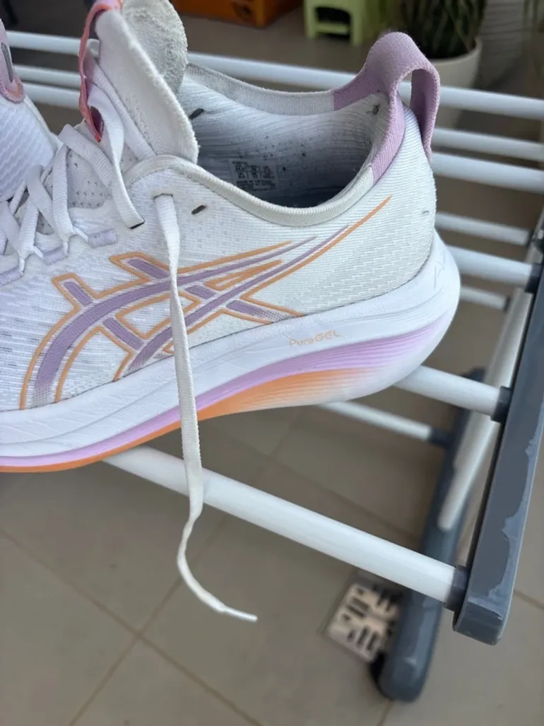 Used Asics Gel Nimbus 27 bike — image 2 of 5