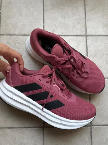 Used Adidas Scarpe da corsa su strada bike