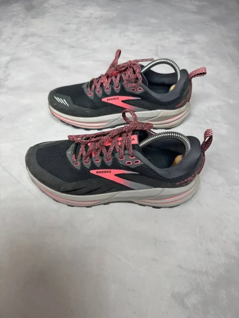 Brooks Gore Tex Shoes bike d'occasion — image 3 sur 5