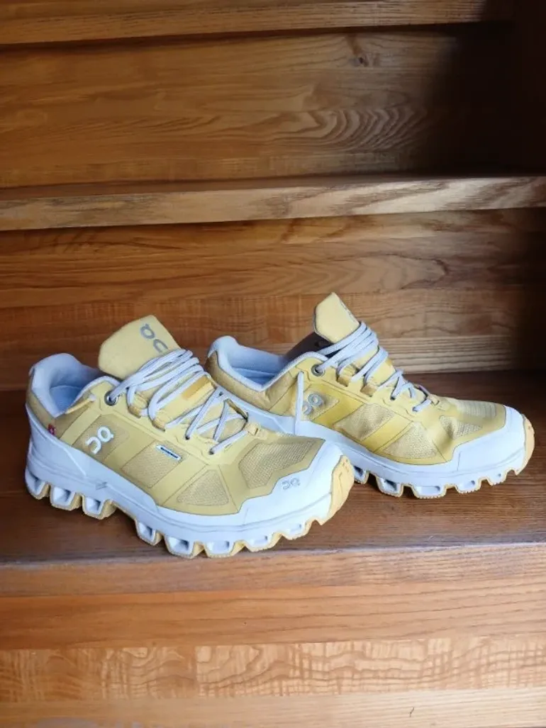 Used On Running On Baskets de randonnée bike — image 2 of 3