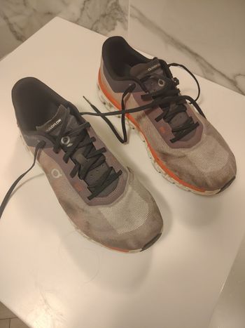 Käytetty On Running Cloudflow 2021 bike — kuva 3 / 5
