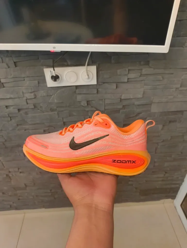 Used Orange ZoomX Vomero Plus bike — image 3 of 7