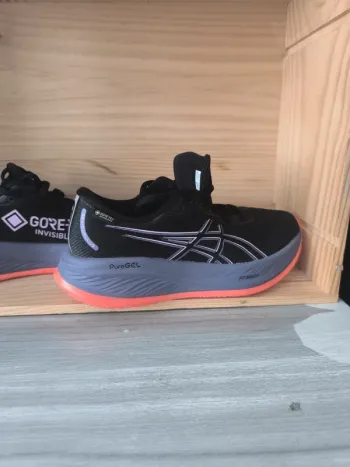 Used Asics gel-cumulus 26 gtx bike — image 5 of 11