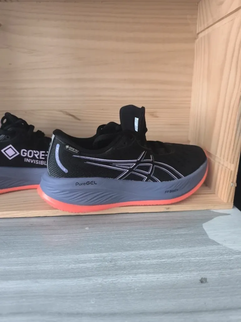 Used Asics gel-cumulus 26 gtx bike — image 5 of 11