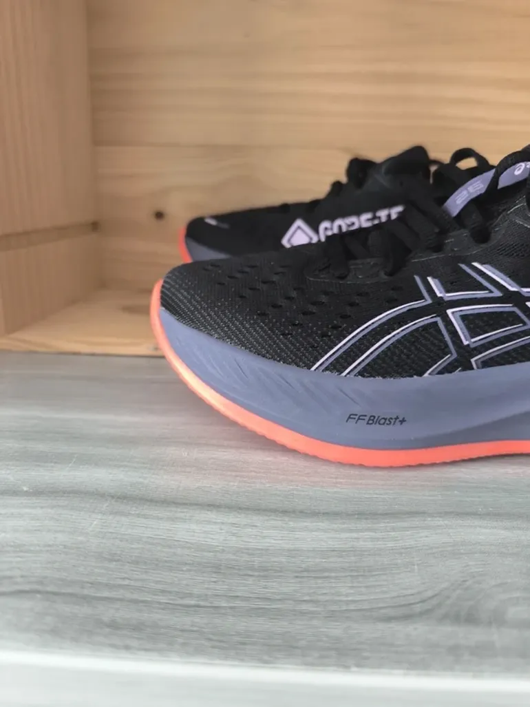 Used Asics gel-cumulus 26 gtx bike — image 10 of 11