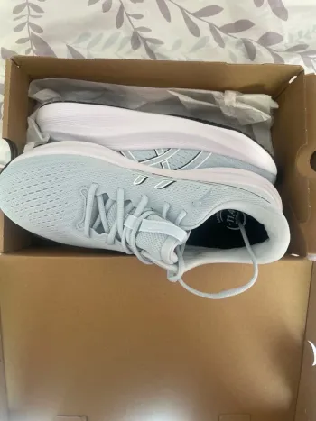 Used Asics shoes bike — image 5 of 5