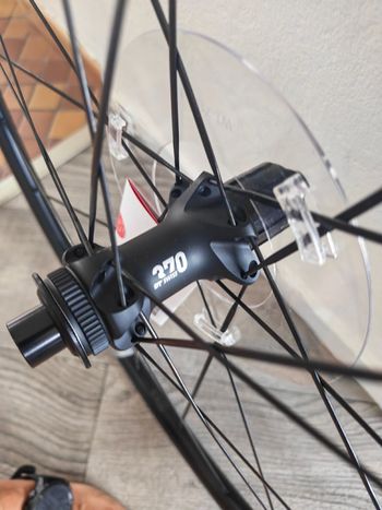 Dt Swiss P 1800 SPLINE Road Wheelset 2024 bike de segunda mano — imagen 6 de 6