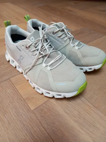 On Running Cloud 5 Waterproof bike de segunda mano