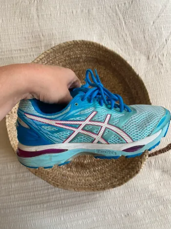 Used Asics Gel Cumulus 18 bike — image 3 of 10