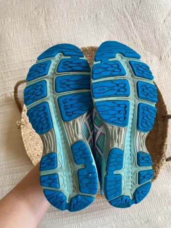 Used Asics Gel Cumulus 18 bike — image 2 of 10