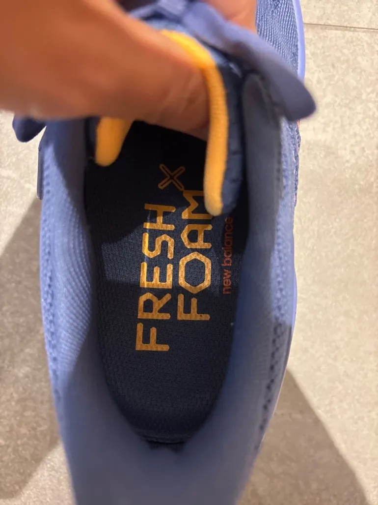 Nike Fresh Foam bike usato — immagine 2 di 3