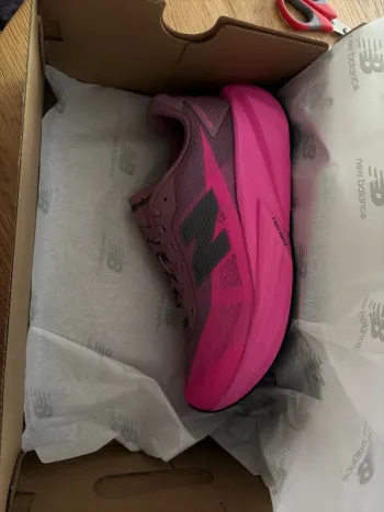 Gebrauchtes New Balance Rebel V5 bike — Bild 4 von 7
