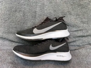 Brugt Nike Zoom Fly Flyknit 2018 bike — billede 2 af 9