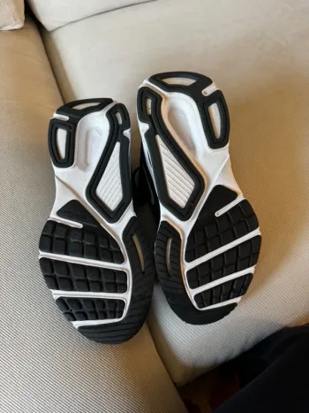 Tweedehands Nike Structure Plus ZoomX bike — afbeelding 7 van 10