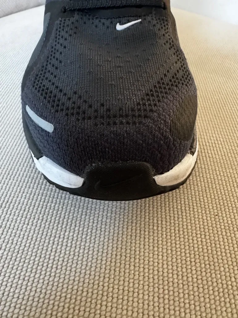 Tweedehands Nike Structure Plus ZoomX bike — afbeelding 2 van 10