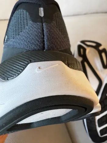 Tweedehands Nike Structure Plus ZoomX bike — afbeelding 6 van 10
